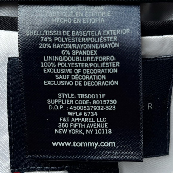 Tommy Hilfiger Boys' Bi-Stretch Alexander Blazer with Pocket Square Navy | 18 - Picture 10 of 12